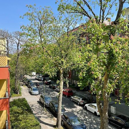 Modern And Cozy Apartment In Good Location Berlin Exterior photo